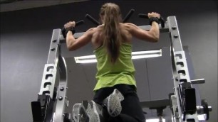Scandinavian Muscle Girl Pumping Biceps