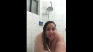 Shower Time LatinaGina