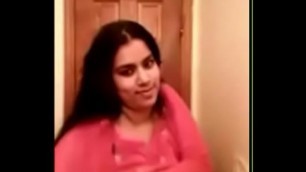 Horny desi teen showing her melons on skype video &lpar;new&rpar;